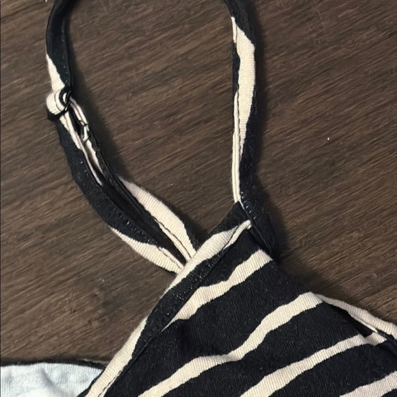 4/$20 H&M Zebra Print body suit, cream and black, size XL - Picture 3 of 7